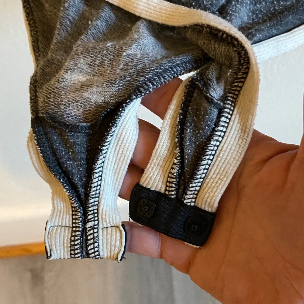 Free People distressed Gray and White Sleeveless V-neck Bodysuit activewear - Picture 4 of 9